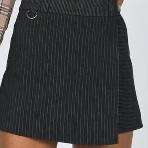 Everly Princess Polly Pinstripe Skort – Black, Size 4